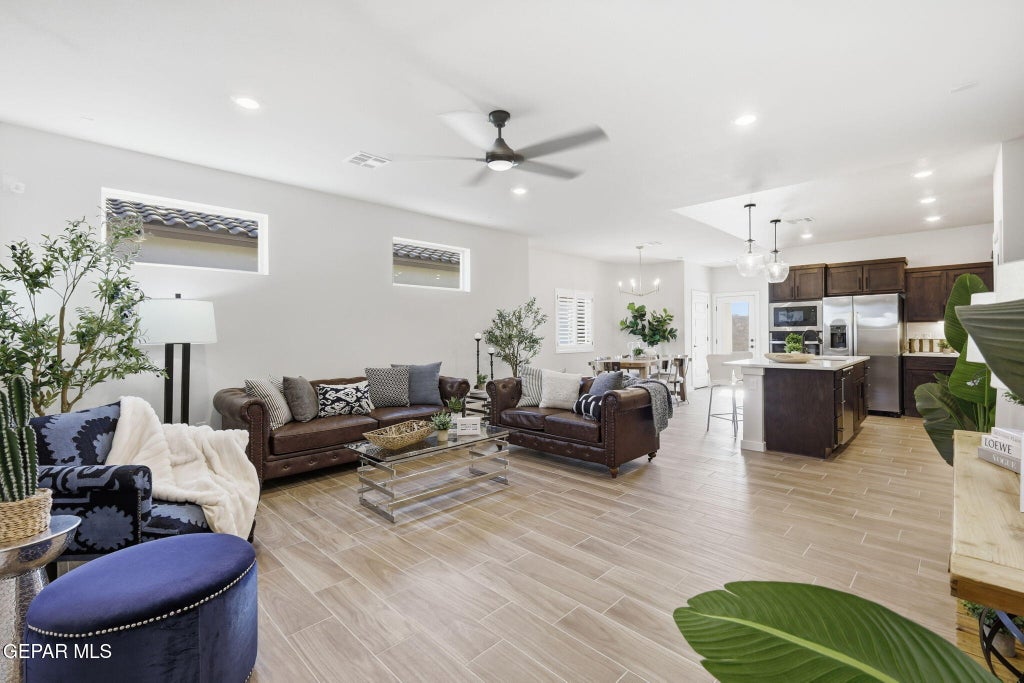 Photo of 12425 Carter Cash Court, Horizon City, TX 79928 (MLS # 952968)