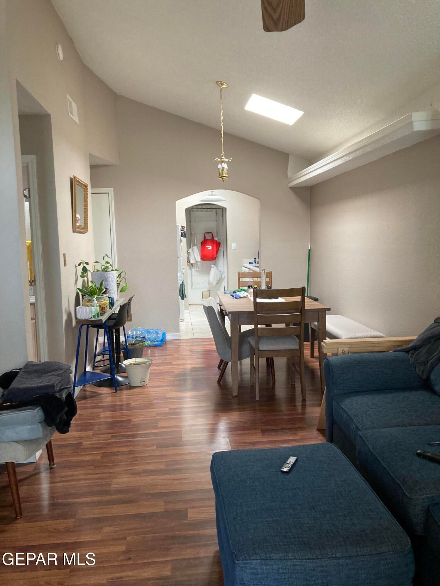 9145 BUR OAK Circle