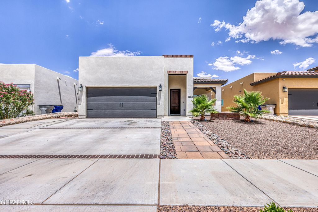 Photo of 2208 TIERRA DELMONTE Drive, El Paso, TX 79938 (MLS # 946859)