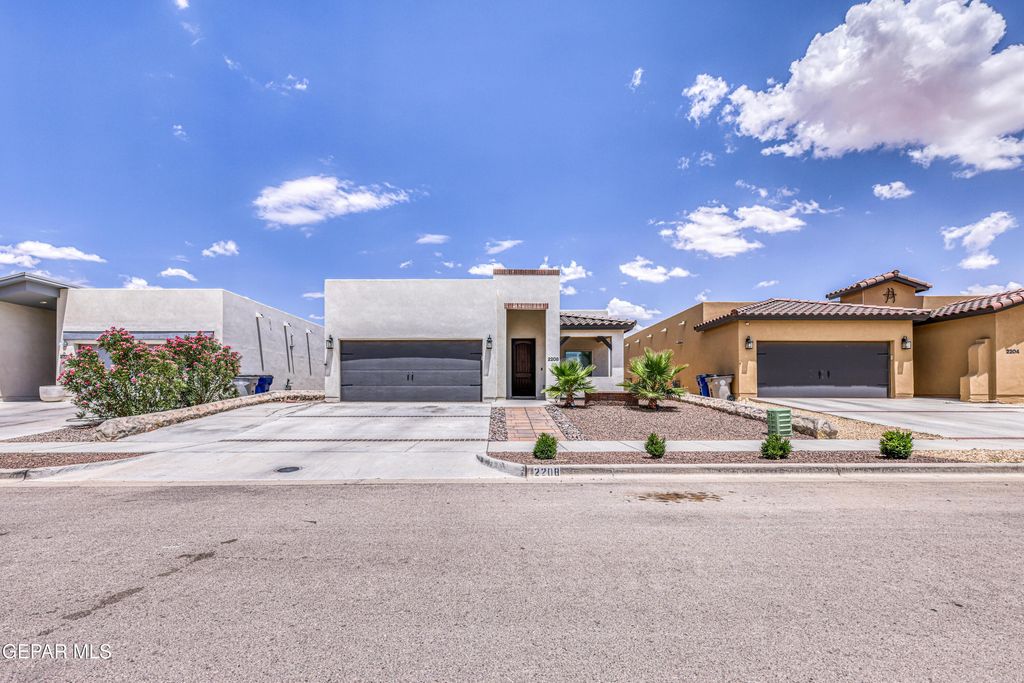 Photo of 2208 TIERRA DELMONTE Drive, El Paso, TX 79938 (MLS # 946859)
