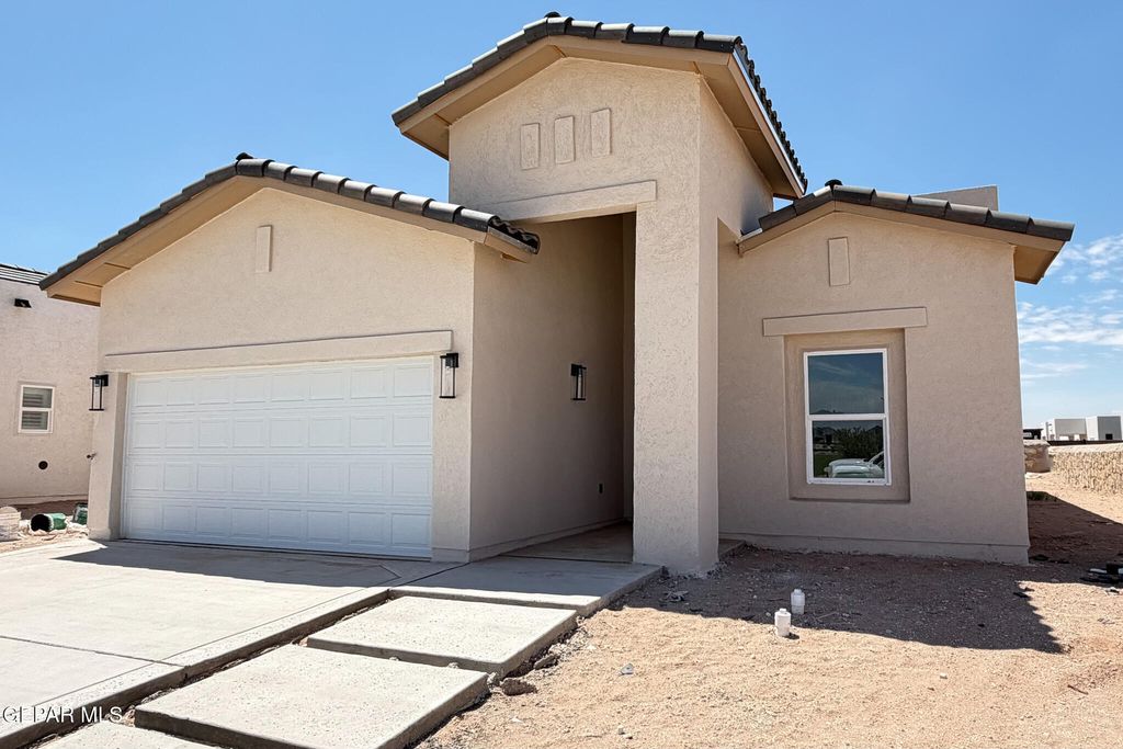 Photo of 15304 IMAGINE Drive, El Paso, TX 79938 (MLS # 948104)