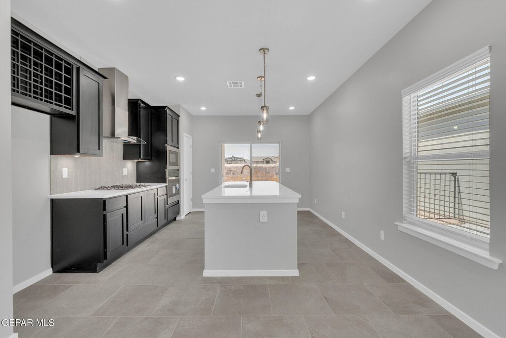 Photo of 9922 Marisabel Place, Socorro, TX 79927 (MLS # 940360)