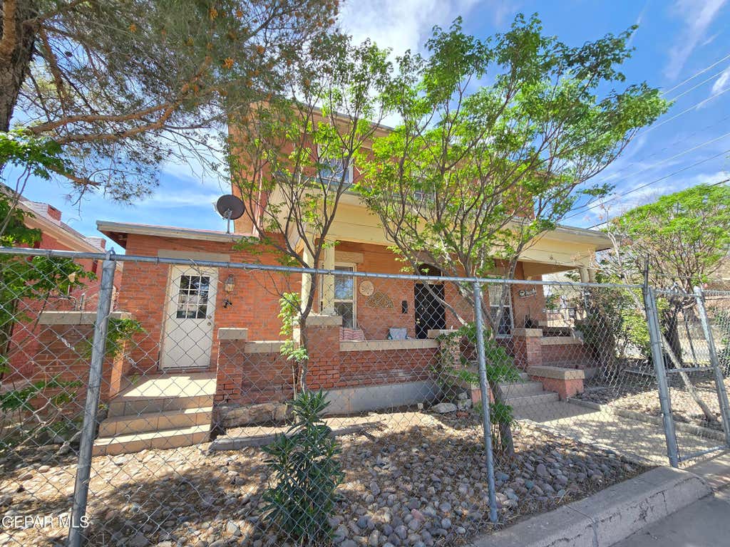 Photo of 1219 N FLORENCE Street, El Paso, TX 79902 (MLS # 947237)