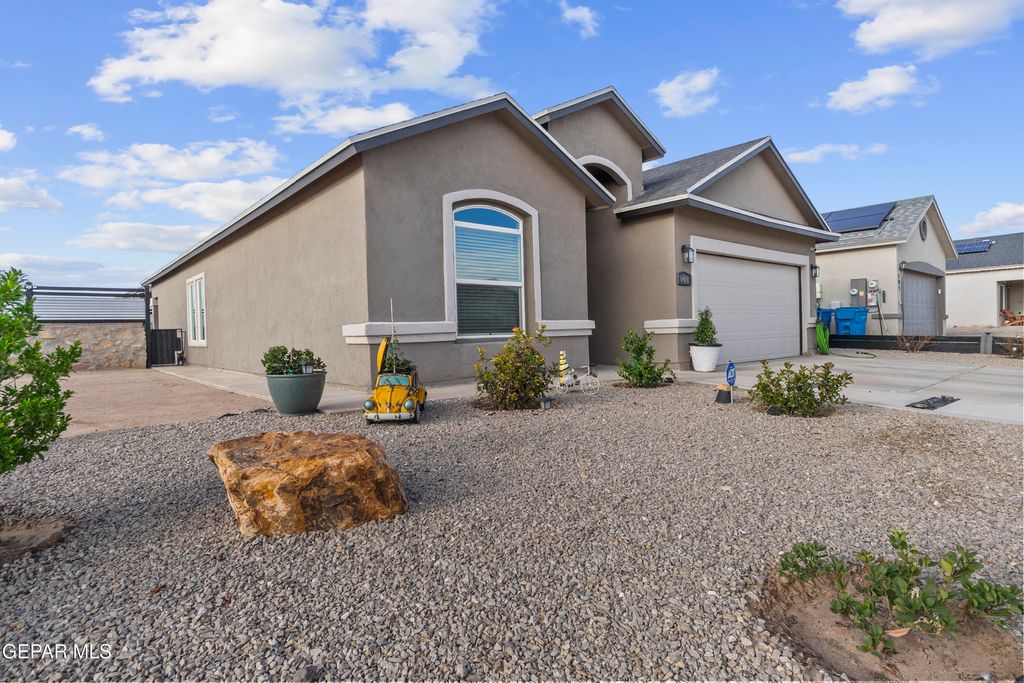 Photo of 801 Plains Blackfoot Drive, El Paso, TX 79927 (MLS # 932751)