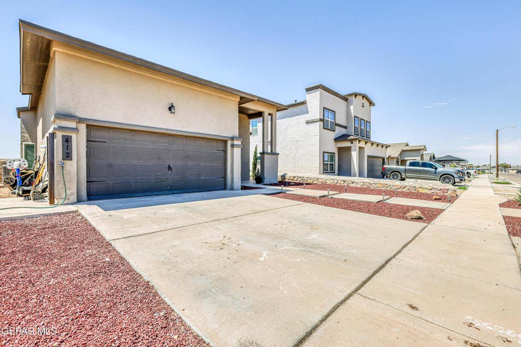 Photo of 412 Villa Sol Court, Socorro, TX 79927 (MLS # 947438)