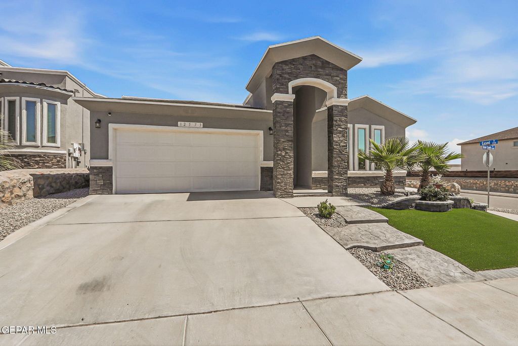 Photo of 12573 NEW DAWN Drive, El Paso, TX 79928 (MLS # 945749)