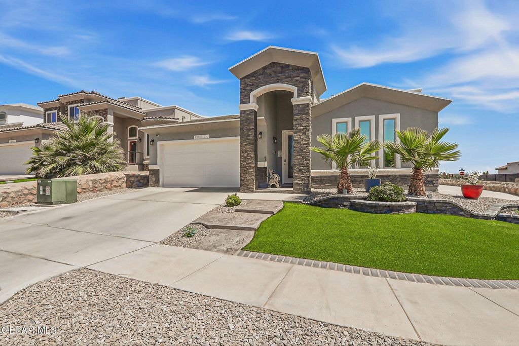Photo of 12573 NEW DAWN Drive, El Paso, TX 79928 (MLS # 945749)