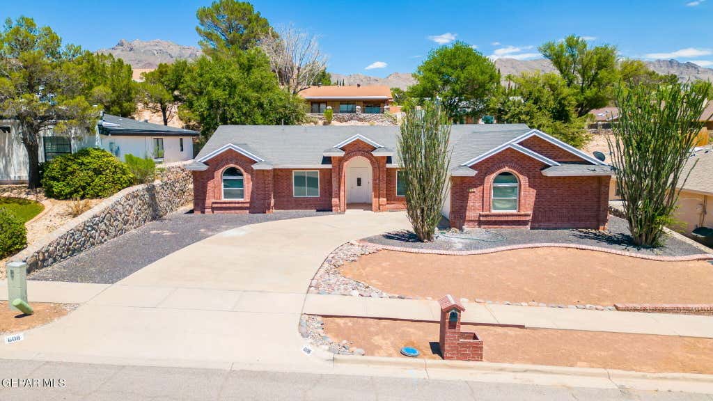 Photo of 608 EL GUSTO Drive, El Paso, TX 79912 (MLS # 946427)