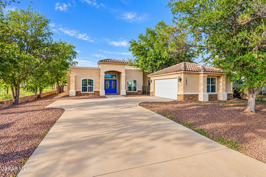 Photo of 1045 MAXIMO Street, El Paso, TX 79932 (MLS # 952672)