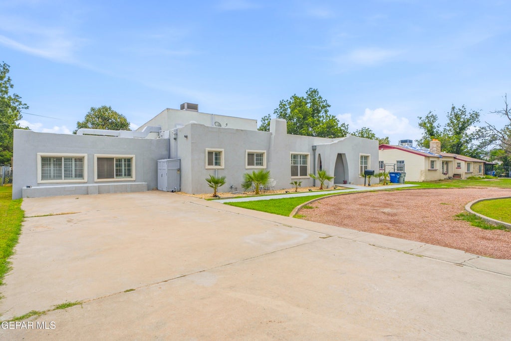 Photo of 7359 FRANKLIN Drive, El Paso, TX 79915 (MLS # 951937)