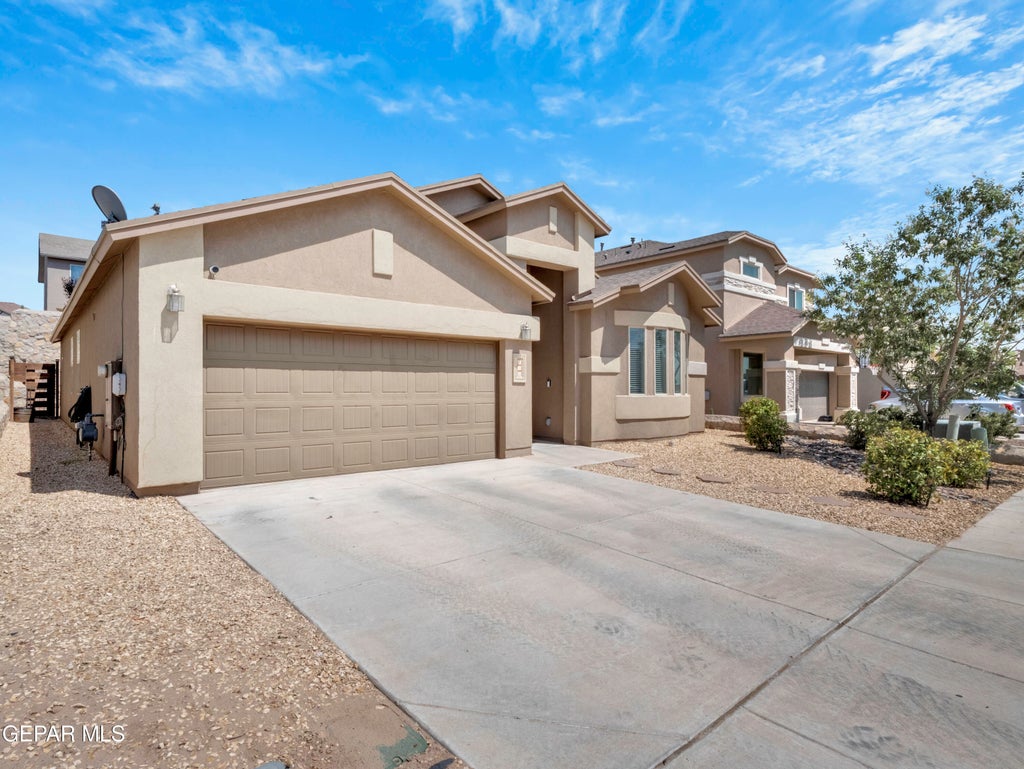 Photo of 156 N Halstead Drive, El Paso, TX 79928 (MLS # 951575)