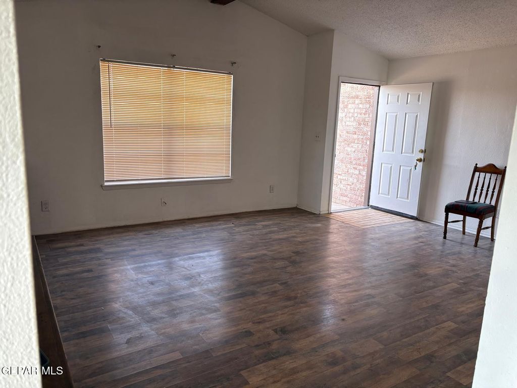 Photo of 11014 PEBBLE HILLS Boulevard, El Paso, TX 79936 (MLS # 940355)