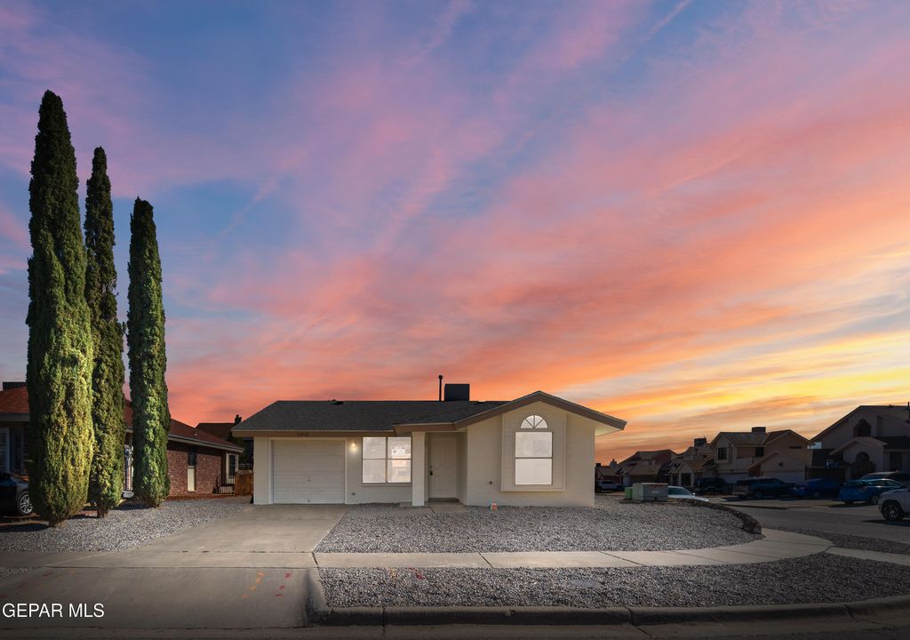 Photo of 10900 JOE DIMAGGIO Circle, El Paso, TX 79934 (MLS # 937456)