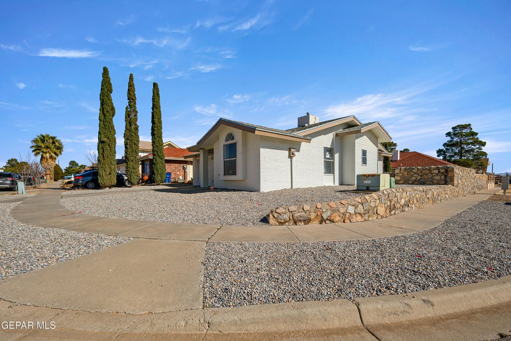 Photo of 10900 JOE DIMAGGIO Circle, El Paso, TX 79934 (MLS # 937456)