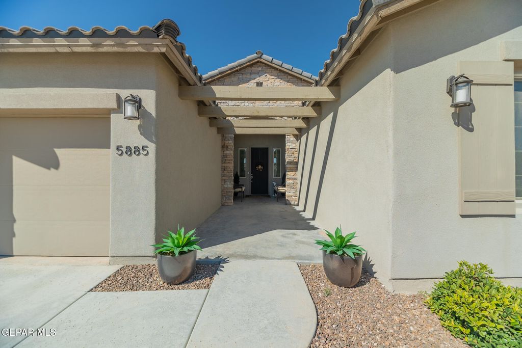 Photo of 5885 Valle De Paz Avenue, El Paso, TX 79932 (MLS # 931666)