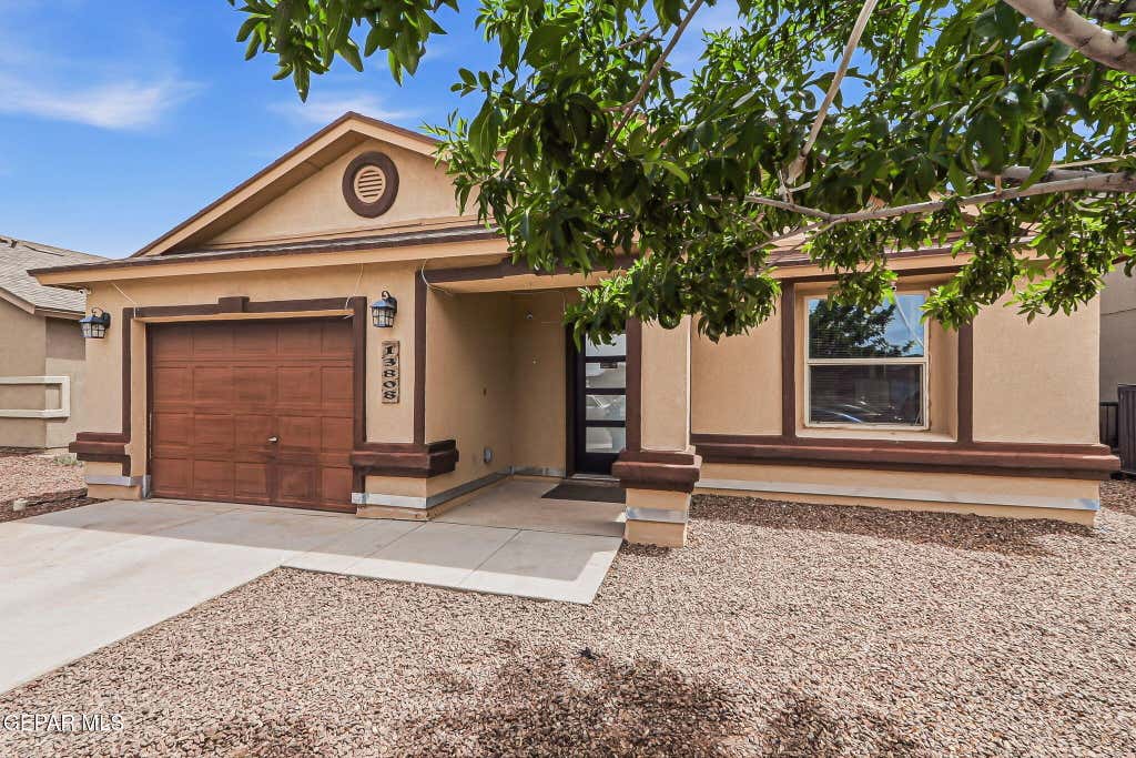 Photo of 13808 ALAMITO CREEK Avenue, Clint, TX 79836 (MLS # 948222)