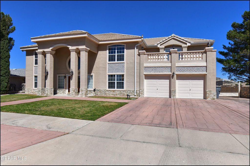 Photo of 573 BLUFF CANYON Circle, El Paso, TX 79912 (MLS # 942783)