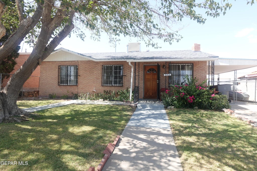 Photo of 3705 Flory Avenue, El Paso, TX 79904 (MLS # 948604)