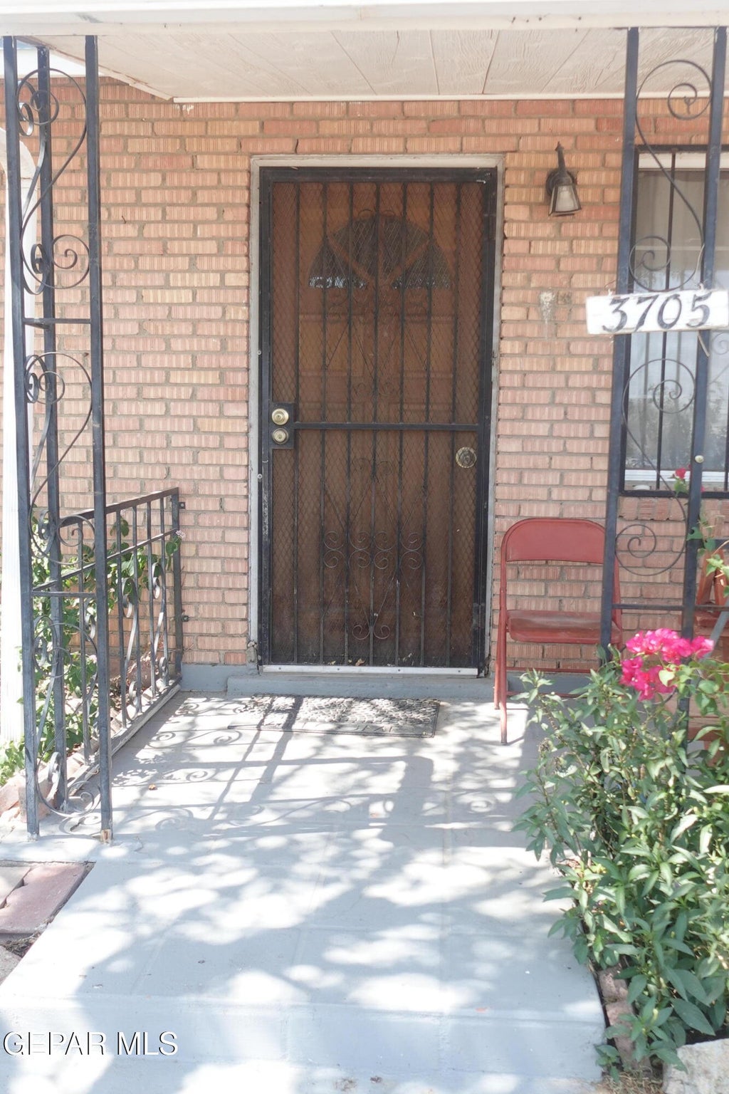Photo of 3705 Flory Avenue, El Paso, TX 79904 (MLS # 948604)