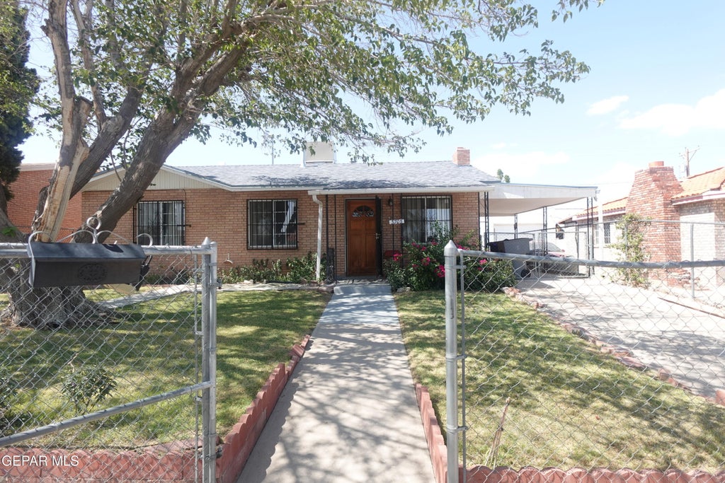 Photo of 3705 Flory Avenue, El Paso, TX 79904 (MLS # 948604)