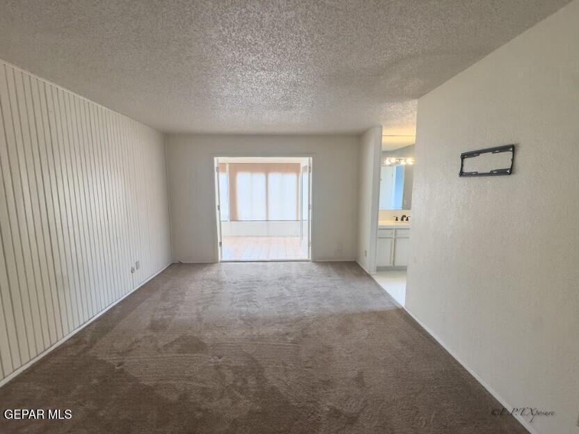 304 RIO ESTANCIA Drive