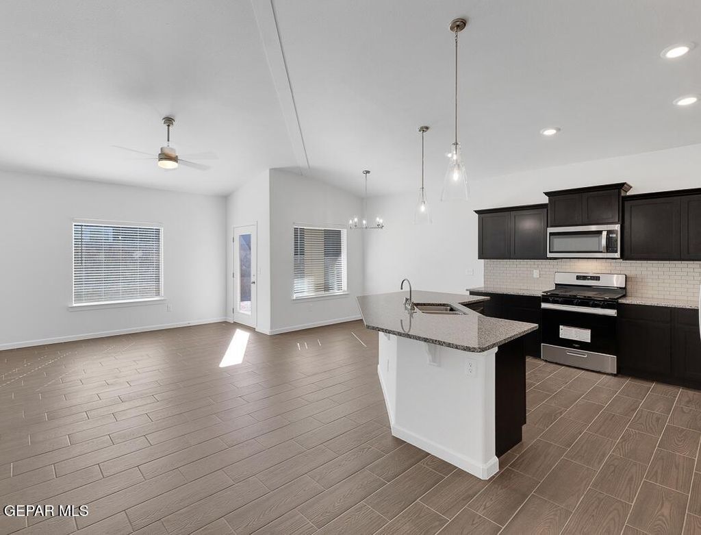 Photo of 14816 Sam Garcia Avenue, El Paso, TX 79938 (MLS # 931552)