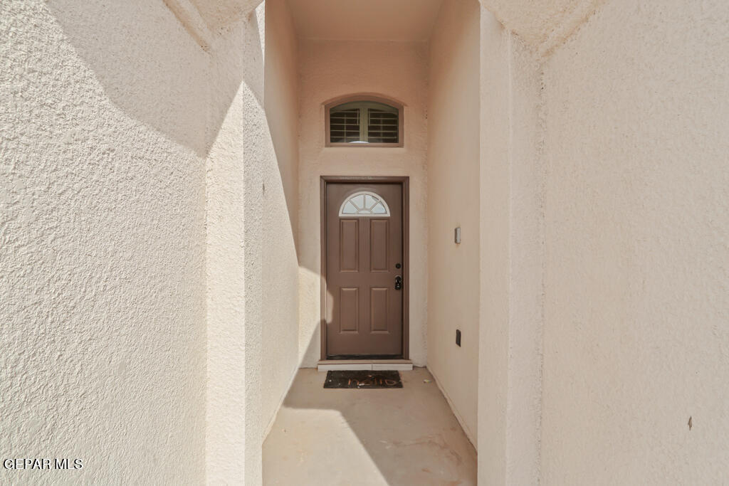 1908 THOMAS LACKLAND Street