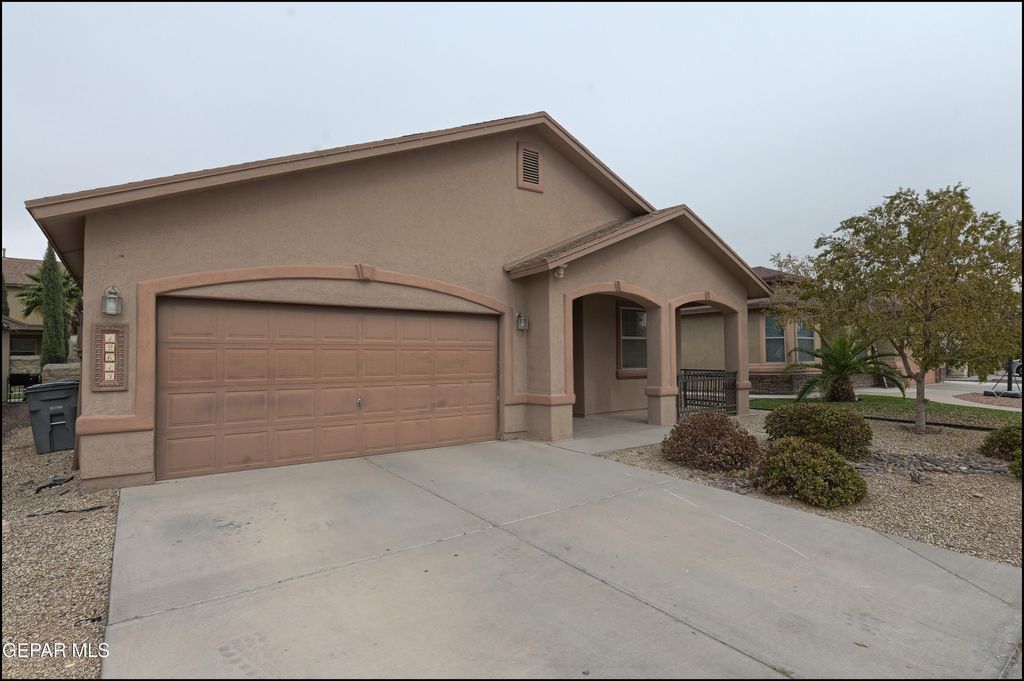 Photo of 12613 PASEO RAE Avenue, El Paso, TX 79928 (MLS # 941267)