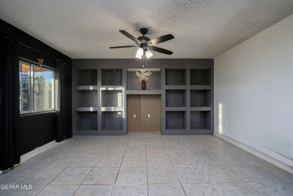 Photo of 964 Lomita Drive, El Paso, TX 79907 (MLS # 934954)