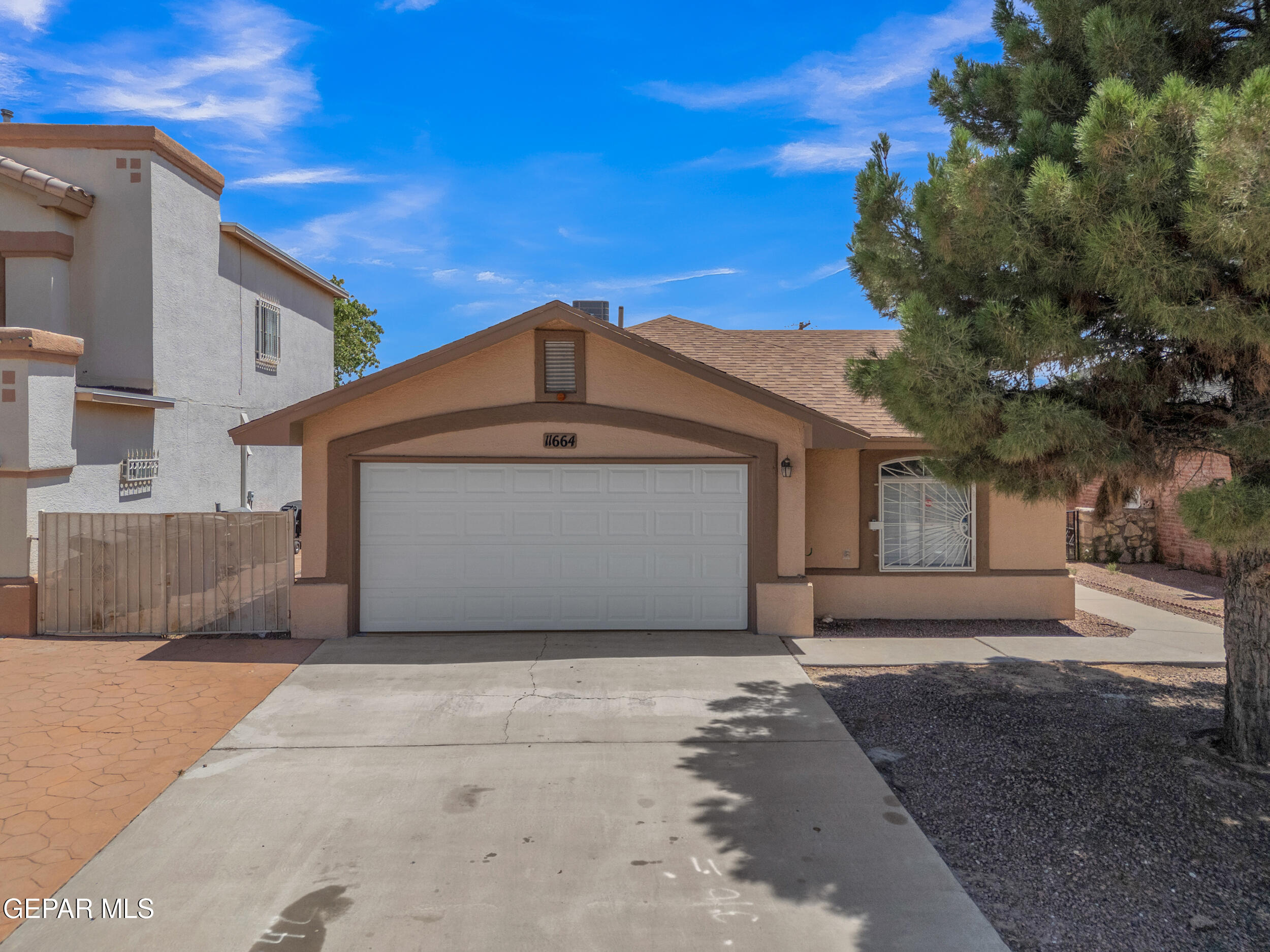 Photo 1 of 42 — 11664 SUNSET ROSE Drive, El Paso, TX 79936