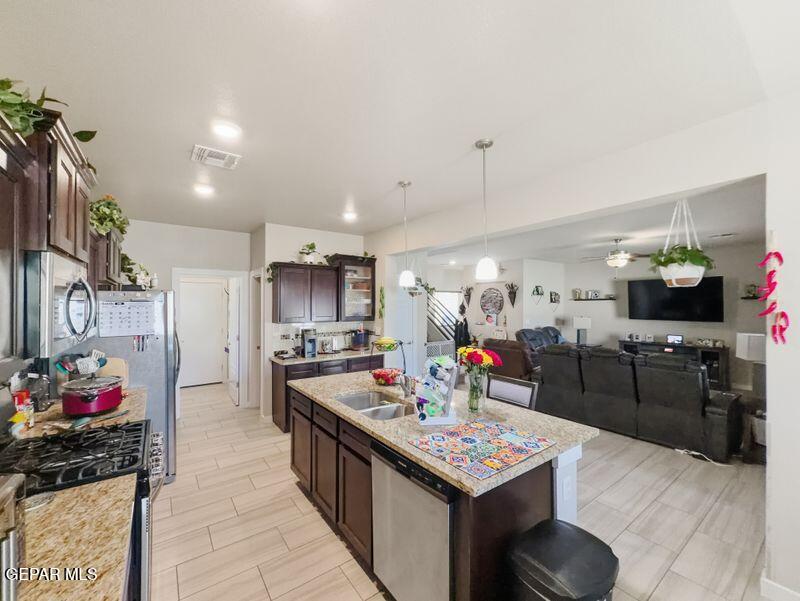 6909 BLACK MESQUITE Drive