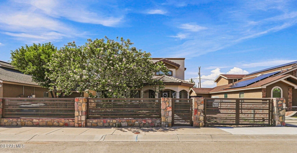 Photo of 958 Bellissimo Court, El Paso, TX 79932 (MLS # 949729)