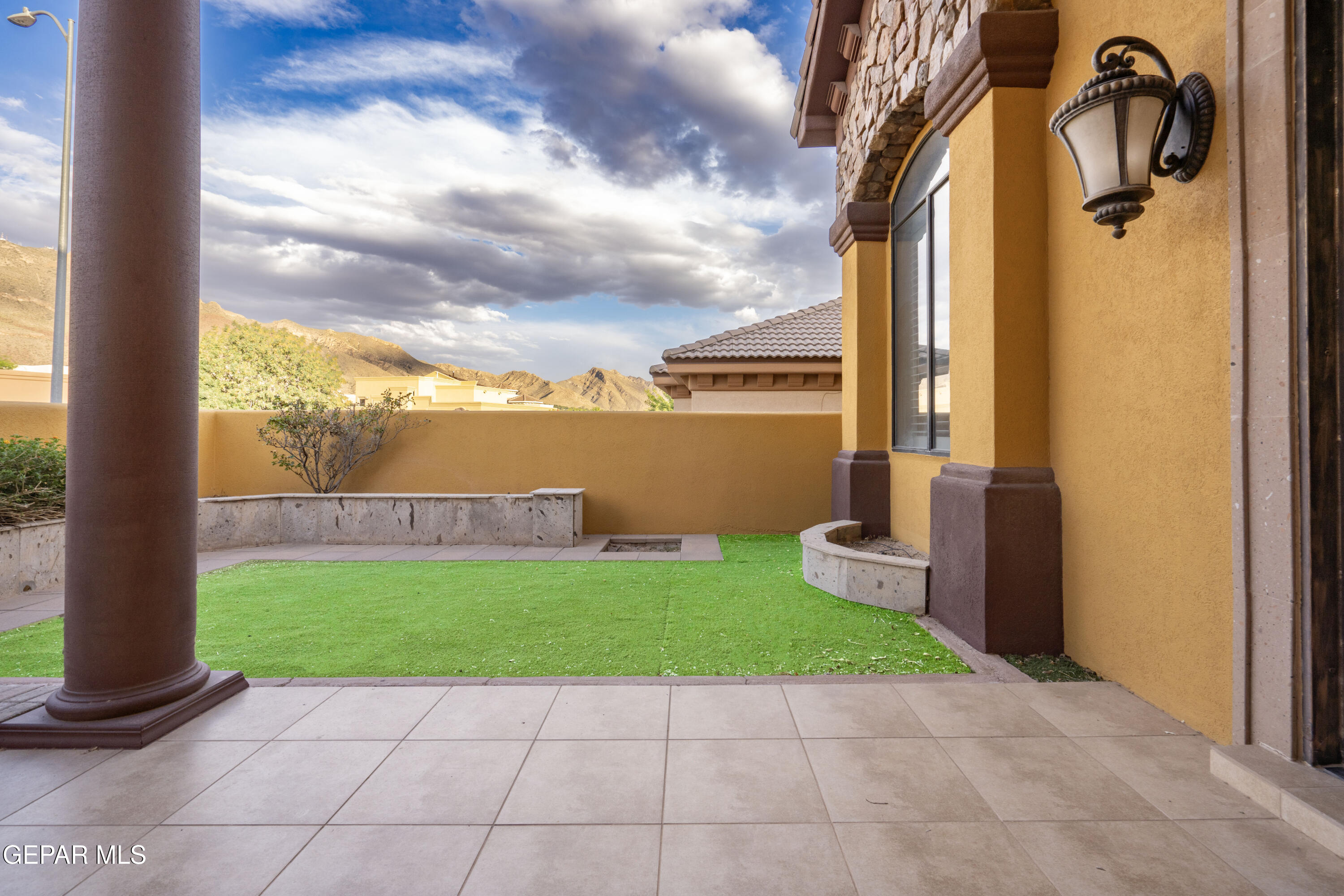 1255 FRANKLIN RAVEN Place - Photo 4
