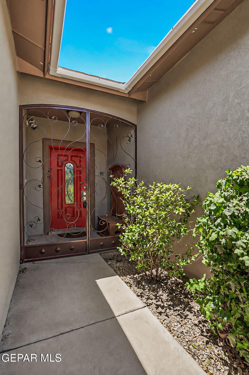 5800 REDSTONE MESA Court