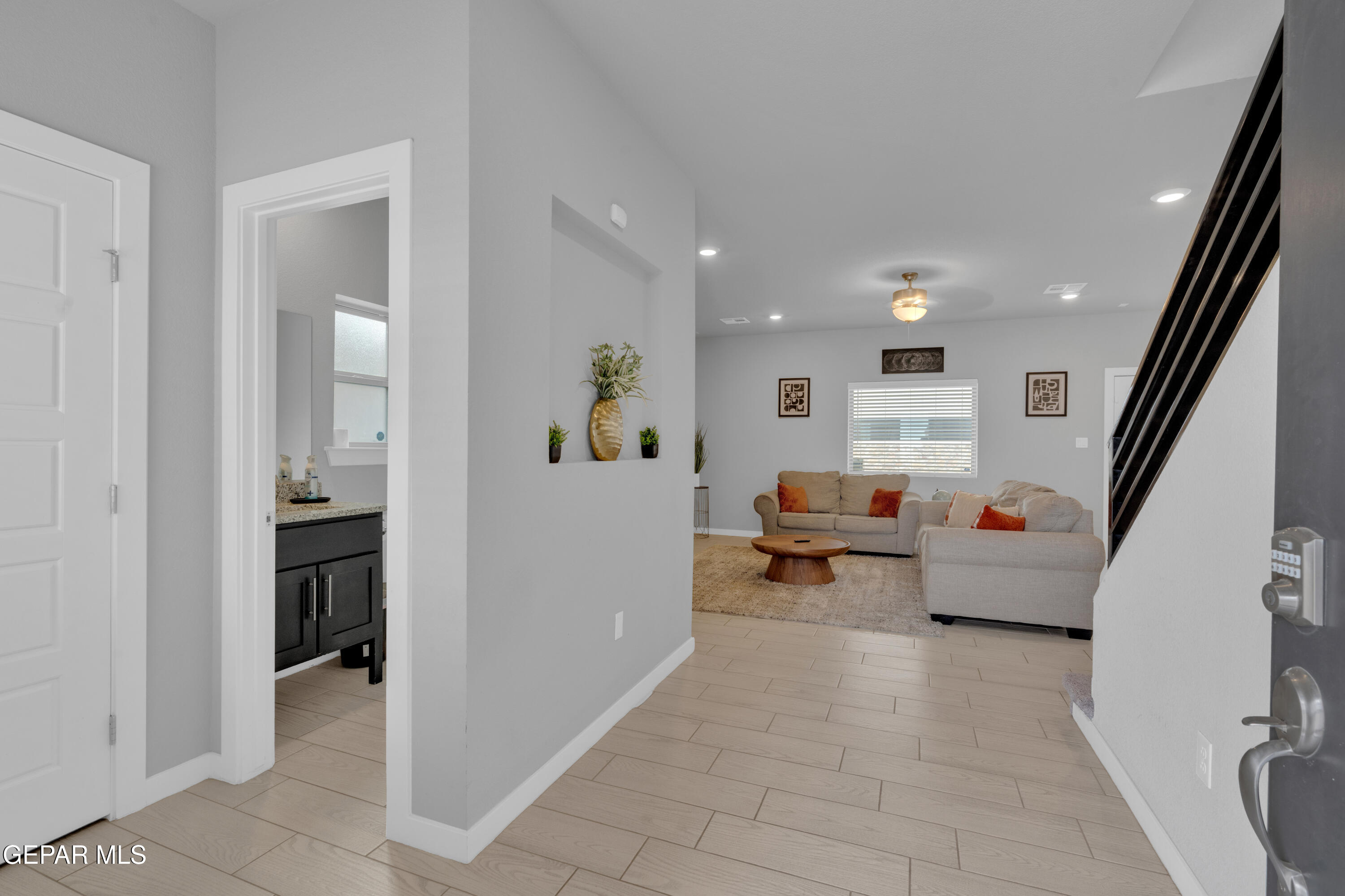 12638 Zollinger Avenue