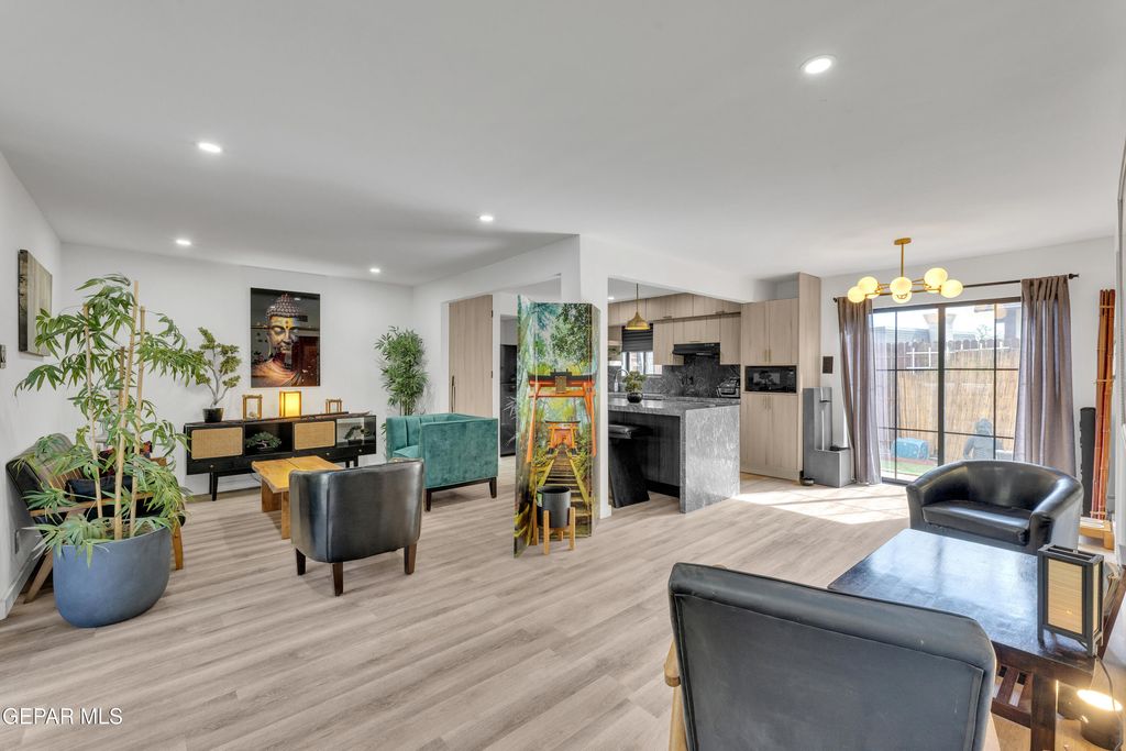 Photo of 500 Thunderbird Drive #105, El Paso, TX 79912 (MLS # 941568)