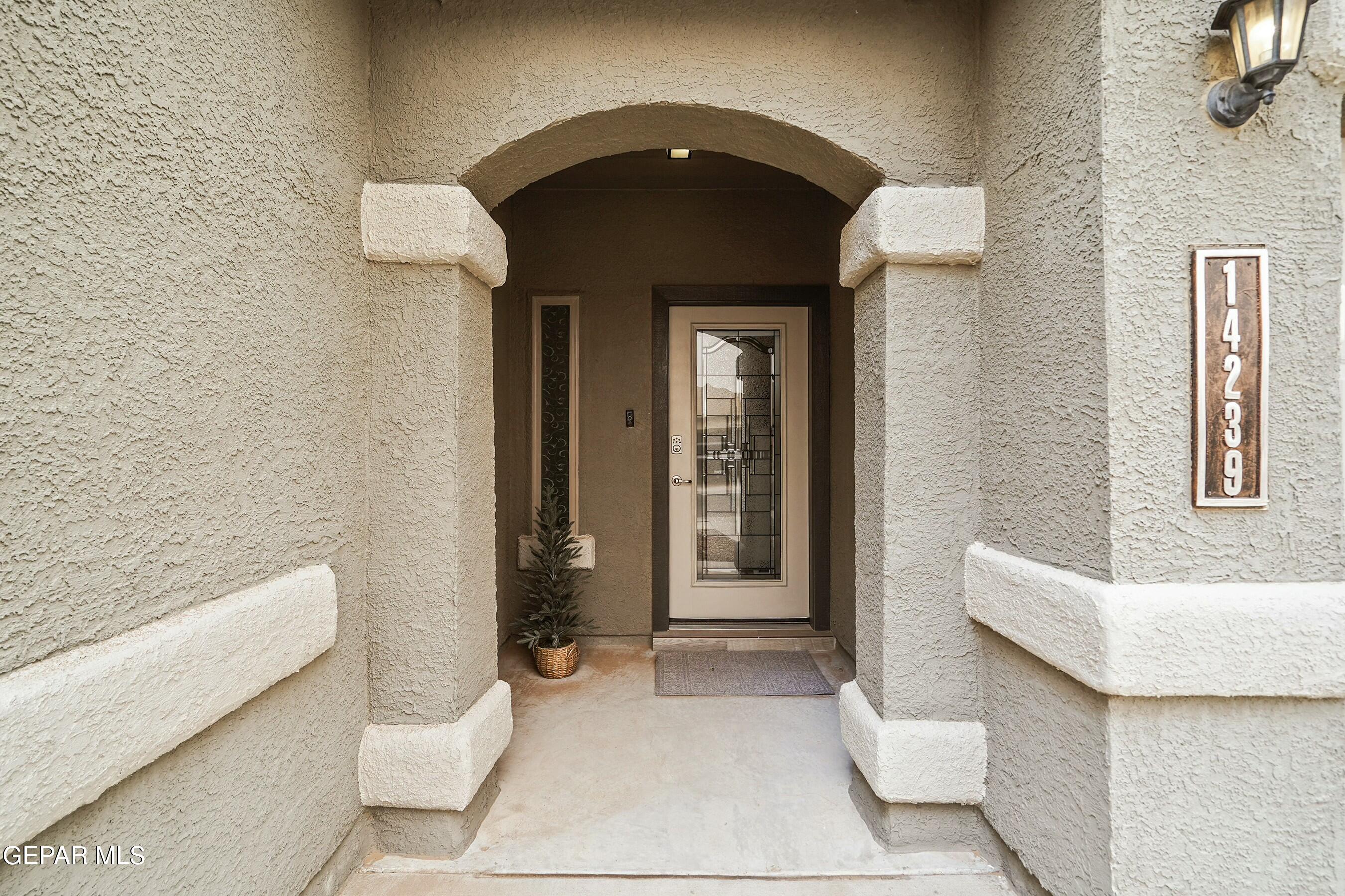 14239 CHARLES POLLOCK Avenue