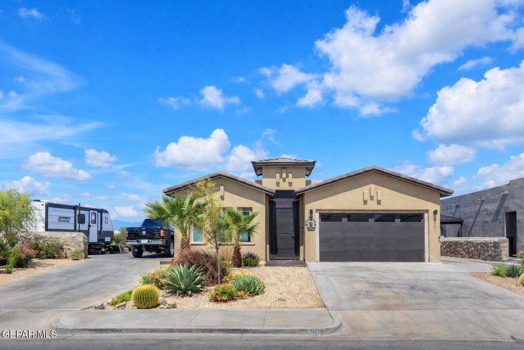 Photo of 901 Desert Verbena, Socorro, TX 79927 (MLS # 938194)