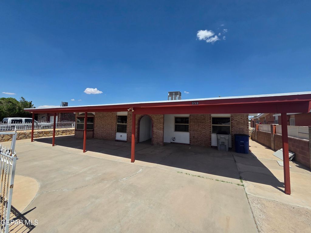 Photo of 350 HOURGLASS Drive, El Paso, TX 79915 (MLS # 947291)