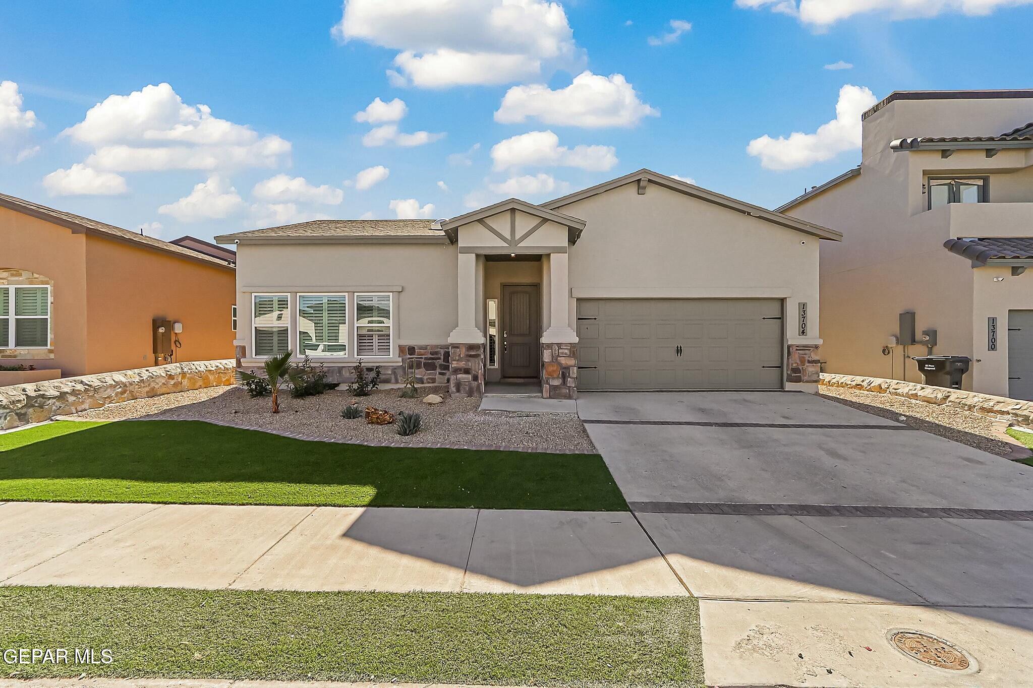13704 VILLA VISTA Avenue
