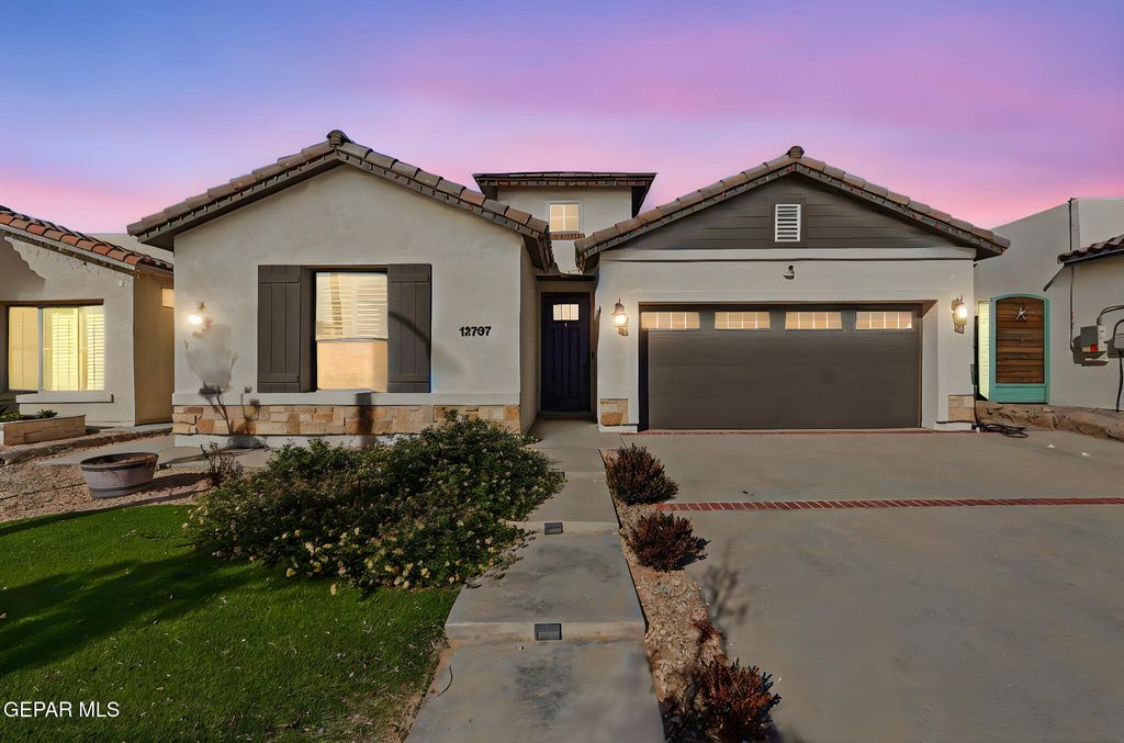 Photo of 12797 KINGSBURY Avenue, El Paso, TX 79928 (MLS # 935363)