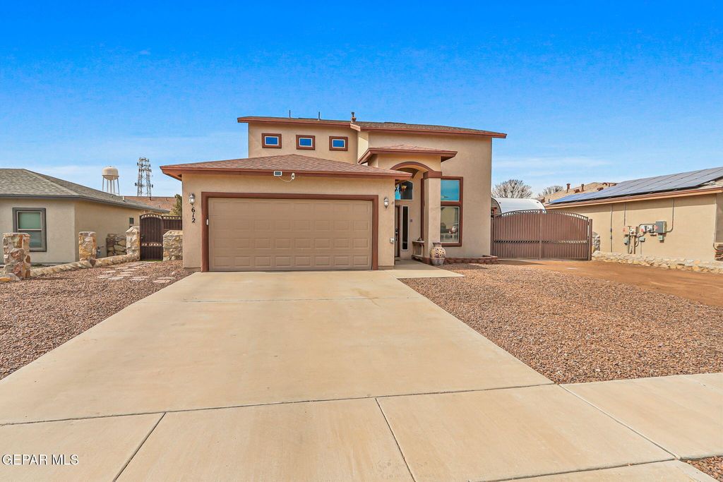 Photo of 612 BELL GORDON Street, Anthony, TX 79821 (MLS # 938610)