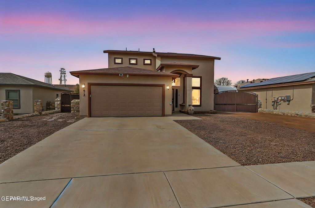 Photo of 612 BELL GORDON Street, Anthony, TX 79821 (MLS # 938610)