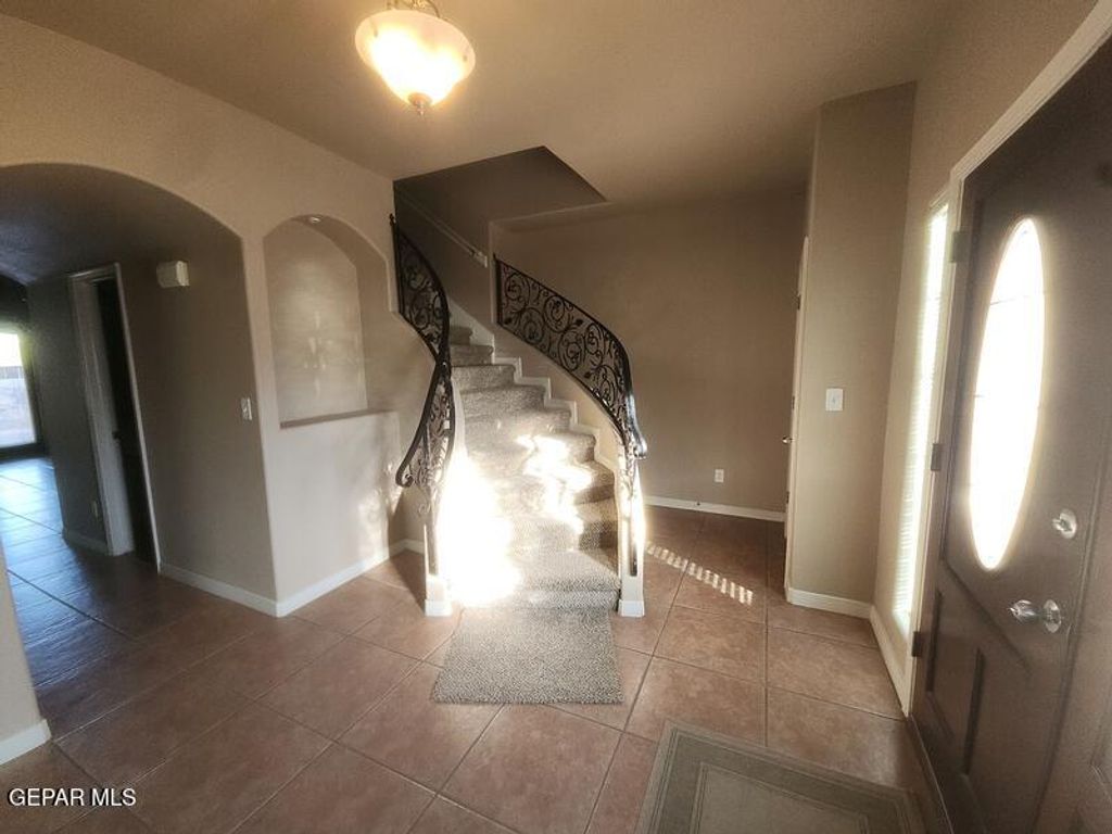 Photo of 3225 IVY POINT Way, El Paso, TX 79938 (MLS # 940527)