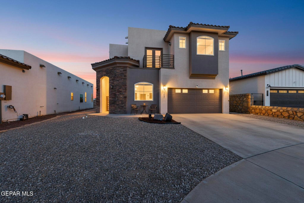 Photo of 927 DEWSBURY Way, Horizon City, TX 79928 (MLS # 944090)