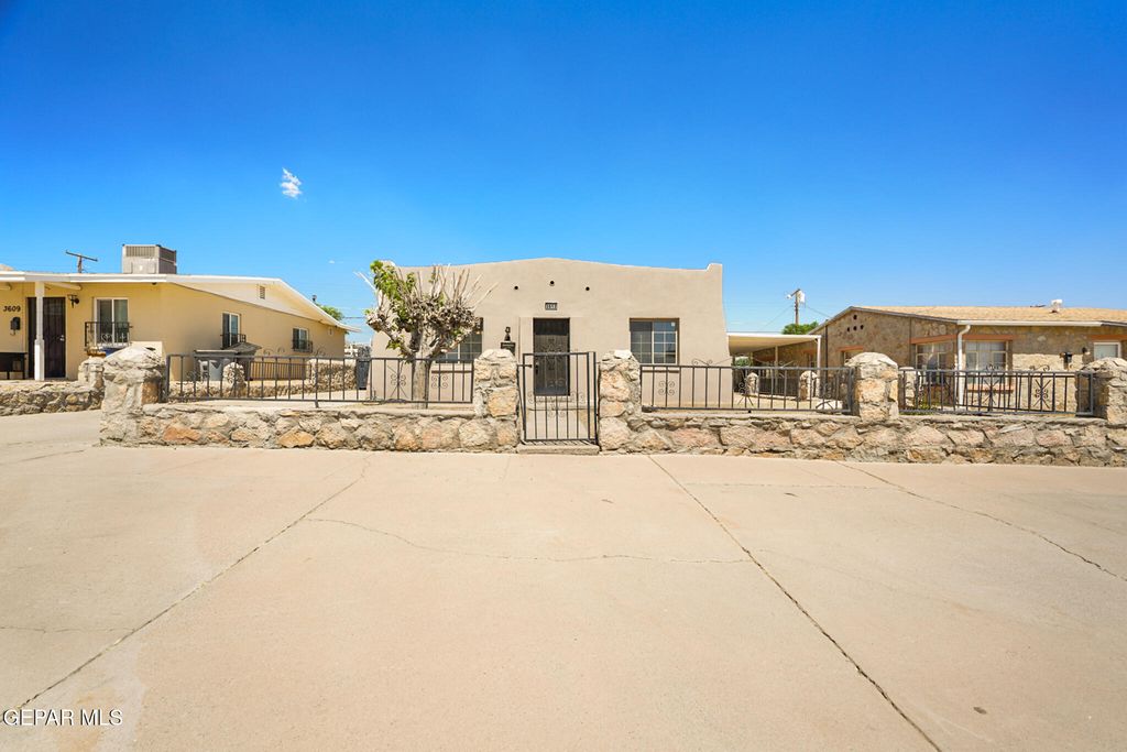 Photo of 3613 TYLER Avenue, El Paso, TX 79930 (MLS # 941928)