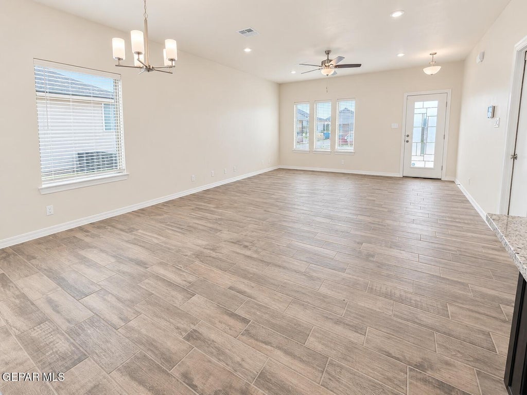 Photo of 987 Barbara Avenue, Socorro, TX 79927 (MLS # 951534)