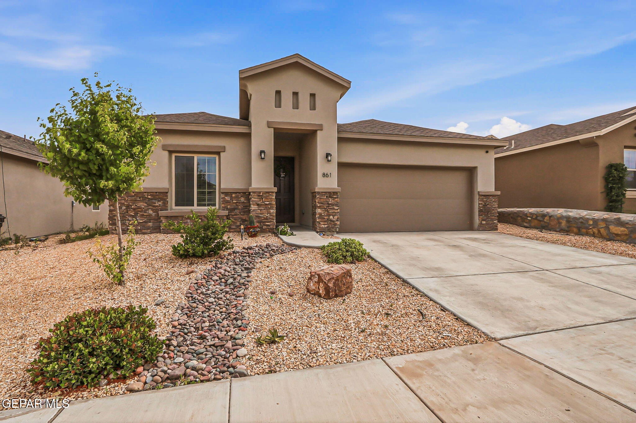 861 W VIA GLORIETA