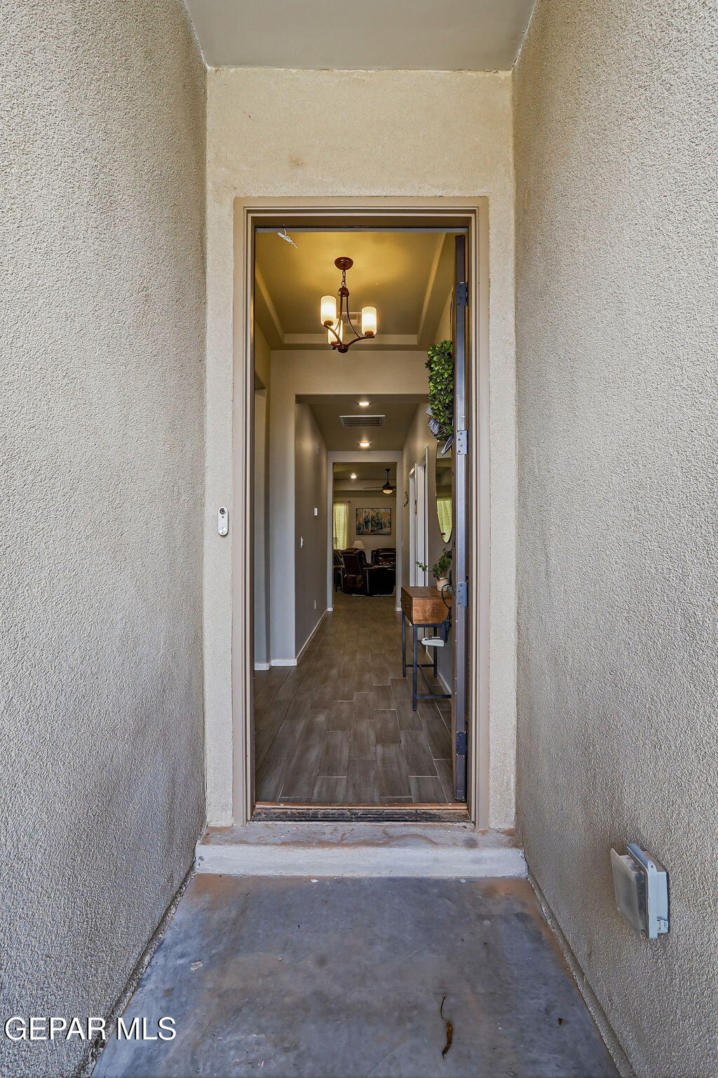 861 W VIA GLORIETA