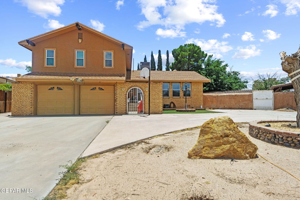 Photo of 2214 MERMAID Drive, El Paso, TX 79936 (MLS # 946342)